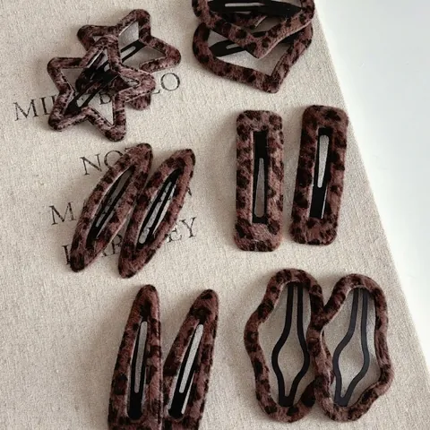 Fermaglio per Capelli Floccato Leopardato Donna Autunno Inverno Peluche Snap Clip Stella Cuore Geometrico Clip Frangia