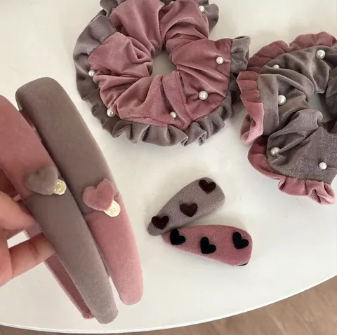 Zoete Fluwelen Hart Haarclips Roze Grijs Contrast Haarband Scrunchie Kunstparel BB Clip Mode Haaraccessoires Voor Dames