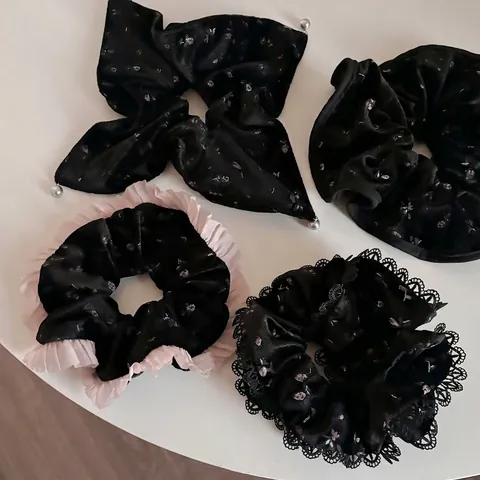 Coleteros de Terciopelo Floral Vintage Francés para Mujer Elegantes con Borde de Encaje Grandes Coleteros Hechos a Mano Accesorios para el Cabello