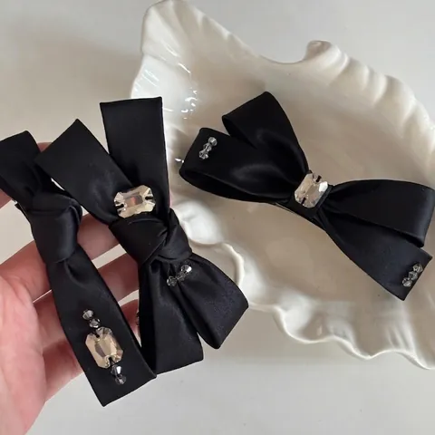 Elegante Fermaglio per Capelli con Fiocco in Raso Nero con Strass Cristallo Perline Accessorio per Capelli Donna Gioielli