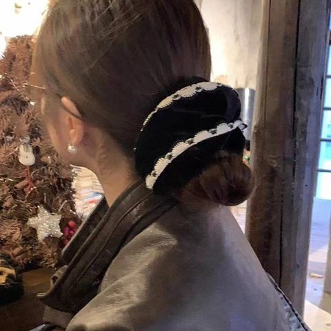 Grote Fluwelen Scrunchie Met Kanten Rand Vintage Elegante Oversized Elastische Haarband Paardenstaarthouder Voor Dames Accessoires