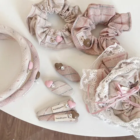 Handmade Plaid Fabric Hair Clip And Lace Scrunchie Bow Bear Heart Decor Vintage Sweet Hair Accessories For Women Girls