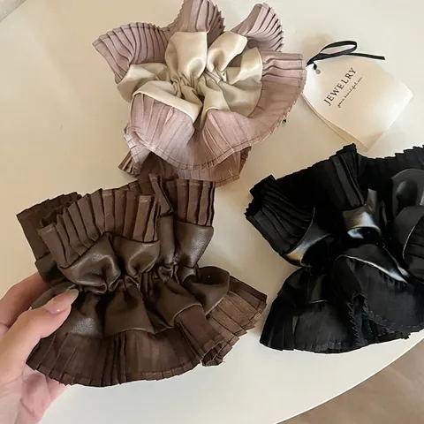 Balletstijl Kunstleer Geplooid Scrunchie Handgemaakt Gespleißt Haarelastiek Voor Vrouwen Hoge Paardenstaart Elastische Haarband