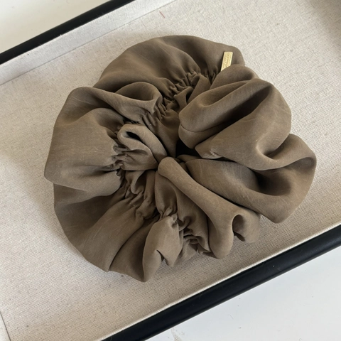 Oversized Pleated Fabric Scrunchies Elegant Solid Color Elastic Hair Ties High Quality Handmade Fashion Commuter Hair Accessories For Women
