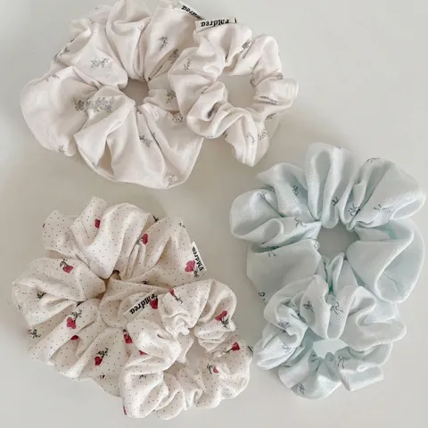 Chouchou en Tissu Floral Vintage pour Femmes Filles Élastiques à Cheveux Plissés Corde à Cheveux Accessoires de Cheveux Frais