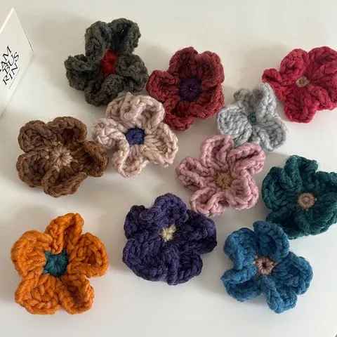 Koreanischer Stil Süße Handgestrickte Wolle Blume Haarspangen Vintage High-End Floral Seite Pony Clips Für Damen Haarschmuck