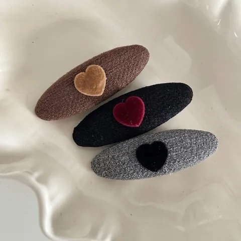 Vintage Hart Stof Haarclip Ovaal Gevlokt Hart Haarpunten Vrouwen Retro Esthetische Haaraccessoires Stijlvolle Zij Fringe Clips