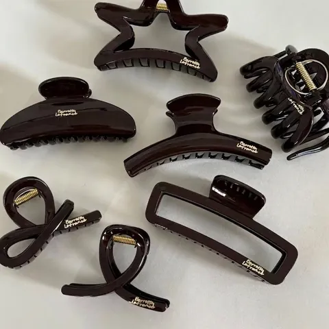 Pinza per Capelli in Acrilico Marrone Cioccolato Stile Francese per Donna Clip a Squalo Grande Geometrica ad Alta Lucentezza con Etichetta Oro