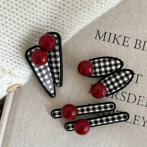 French Vintage Gingham Pattern Hair Clips For Women Sweet Red Bead Decor Checkered Duckbill Side Clip Hair Accessories