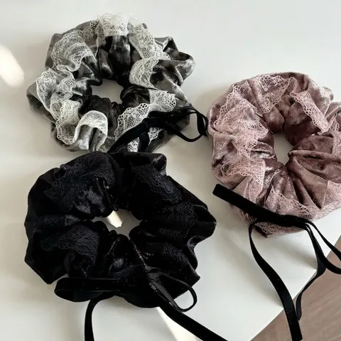 Franse Vintage Kantafwerking Fluwelen Scrunchie Met Lange Zwarte Strik Ballet Stijl Elegante Stof Haarelastiek Voor Dames