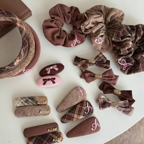 Vintage Quadri Argyle Molletta Capelli Fiocco Scrunchie Donna Marrone Rosa Ricamato Fascia Tessuto Lega Accessori Capelli