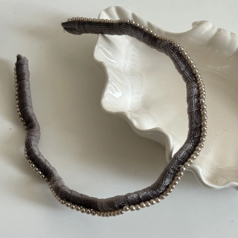 Elegant Wavy Velvet Headband With Artificial Pearl Chic Fashion Autumn Winter Hair Accessories For Women Solid Color Head Hoop