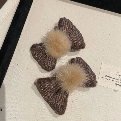 Maillard Marrón Punto Lazo Pinza Pelo Otoño Invierno Niñas Café Pompon Piel Clip Lateral Lazo Coletero Accesorio Cabello