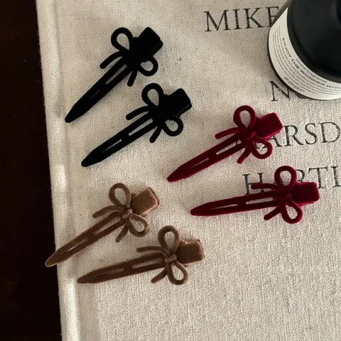 Zoet Gevlokte Strik Haarclip Eenvoudig Elegant Zijpony Clip Geen Markering Girly Haaraccessoires Voor Vrouwen Metaal
