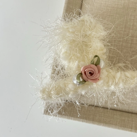 White Plush Knitted Flower Hair Accessories Korean Style Headband Star Heart Claw Clip Scrunchie For Women Girls