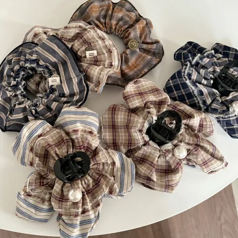 Vintage Preppy Stoffa Elastici Per Capelli Da Donna Fatti A Mano A Quadri Righe Decorazione Bottone Eleganti Accessori Capelli