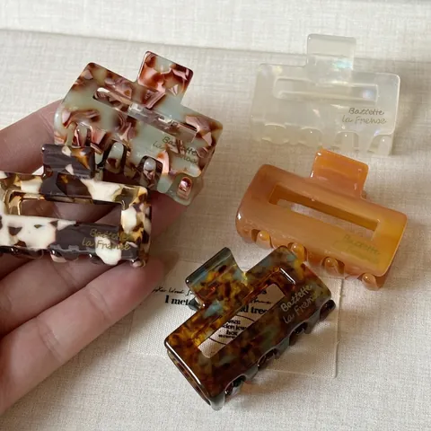 French Style Acetate Hair Claw Clip Small Square Tortoiseshell Marble Pattern Shark Clip For Women Elegant Hair Accessory