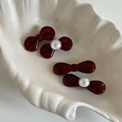 Süße Weinrote Schleife Haarklammer Mit Künstlicher Perle Metall Entenschnabel Clip Retro Süßes Seitenpony Haar Accessoire