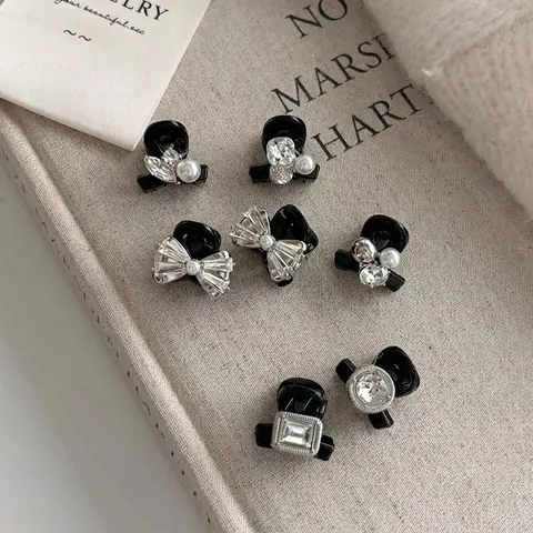 Mini Pinza de Pelo Negra Elegante Accesorio de Acrílico Con Perla Artificial Strass Pequeña Cruz Geométrica