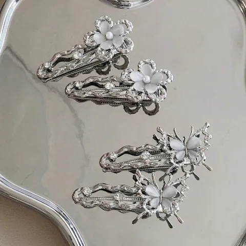 Cooling Vibe Artificial Cat Eye Butterfly Flower Hair Clip Side Clip For Women Y2K Style Spicy Girl Rhinestone Metal Hairpin