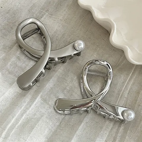 Elegante Pinza per Capelli in Metallo con Perla Argento per Donna Lucida Opaca a Croce Clip a Squalo Accessorio Capelli Geometrico