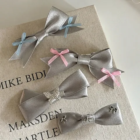 Pinza para el Cabello de Cuero con Lazo Plateado Minimalista Mariposa de Strass Horquilla para Mujer Joyas para el Cabello