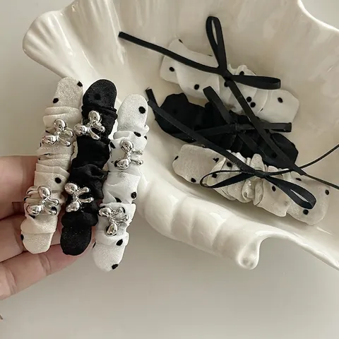 Vintage Polka Dot Bow Hair Clip Pleated Fabric Sweet Hair Accessories With Silver Metal Decoration For Women Girls Hair Clip