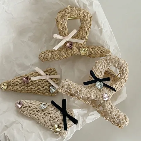 Pinces à Cheveux Tissées en Rotin Fait à la Main pour Femmes Griffe à Cheveux Noeud Strass Coeur Style Pastoral Accessoires de Cheveux Vintage Cadeau