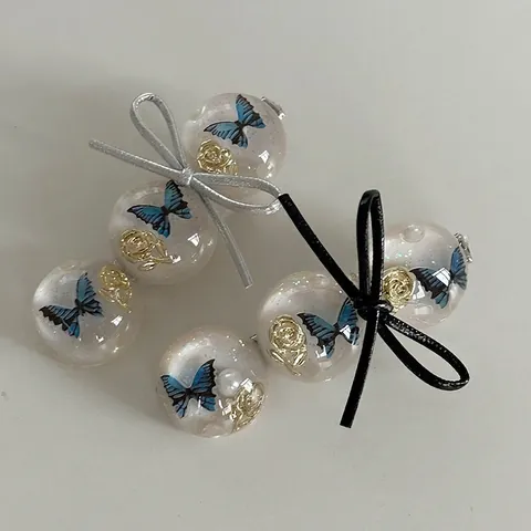 Fermaglio per Capelli con Sfera in Resina con Farfalla Blu in Rilievo per Donna Acrilico Rosa Oro Perla Artificial Fiocco Accessori