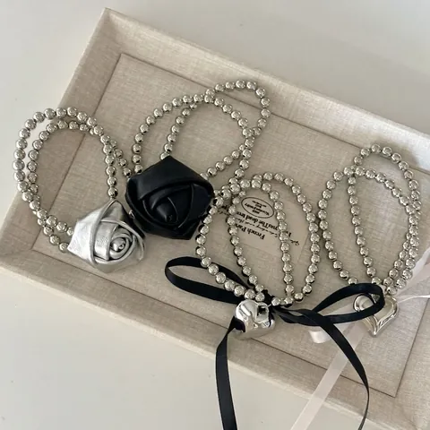 Y2K Rose Herz Anhänger Perlen Haargummi Armband Silberne Perlen Haarseil Mit Schleife Für Damen Sweet Cool Schmuck