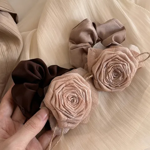 Coletero de Flor de Rosa de Tela Hecho a Mano Vintage Satén Goma de Pelo Grande Accesorio de Pelo Floral para Mujer Elegante