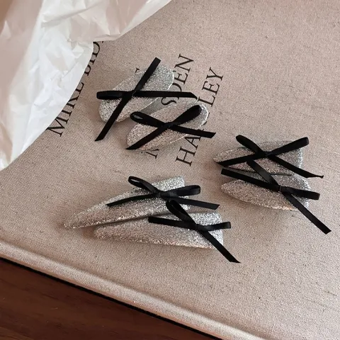 Elegante Silber Glitzer Schleife Haarspange Für Damen Geometrische Stoff Legierung Haarnadel Prinzessin Kopfschmuck Handgefertigt