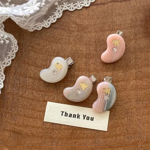 Fermaglio per Capelli a Forma di Fagiolo in Acetato di Moda per Donna Ciondolo a Forma di Orso in Lega Dolce Orecchino Laterale con Strass Gioielli Accessori per Capelli Eleganti