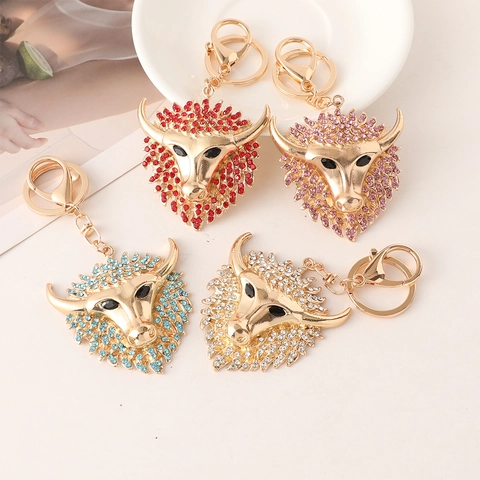 Vintage Bull Head Shape Alloy Keychain Gold Plated Rhinestone Animal Bag Pendant Charm Fashion Jewelry Key Ring For Women Men Gift