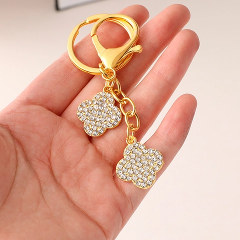 Portachiavi in Acciaio Inossidabile con Quadrifoglio e Strass Intarsiati Ciondolo Borsa Quadrifoglio Portafortuna Regalo Gioiello Donna
