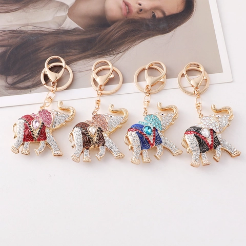 Squisito Portachiavi a Forma di Elefante in Lega con Strass Brillanti Smalto Pendente per Borsa Portachiavi in Metallo Gioielli Elefante Fortunato