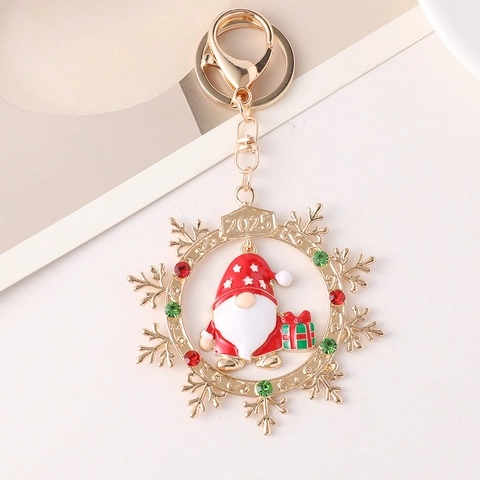 2025 Christmas Santa Claus Gnome Snowflake Keychain Rhinestone Alloy Enamel Bag Charm Pendant Holiday Gift Keyring
