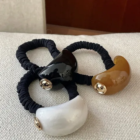 Elastico per Capelli in Acrilico Curvo Stile Francese Minimalista Lucido Scrunchie Con Decorazione in Metallo Dorato Donna