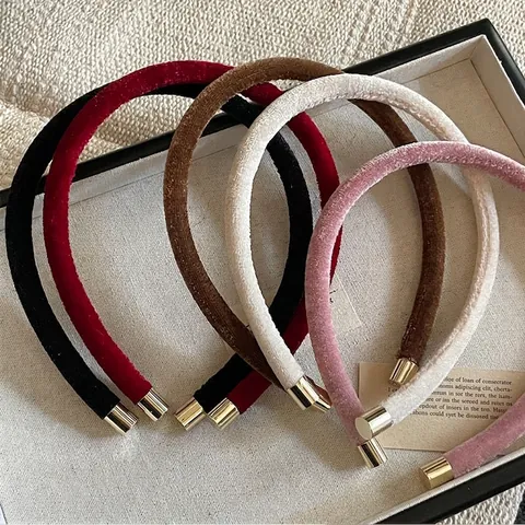 Cerchietto Sottile in Velluto Vintage Con Terminali in Metallo Oro Retrò Elegante Cerchietto per Capelli Donna Accessori