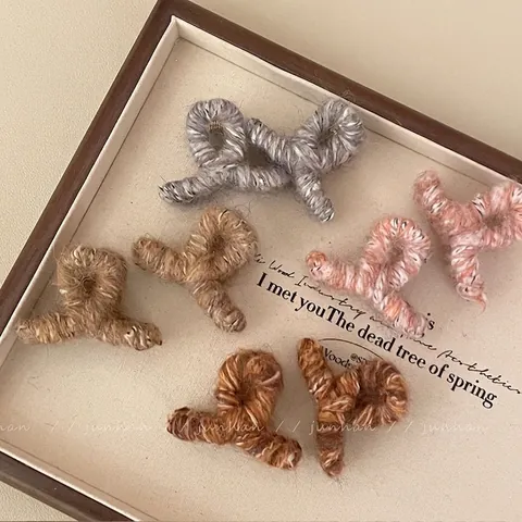 Mini Molletta per Capelli in Filato a Maglia per Donna Autunno Inverno Moda Piccolo Fatto a Mano Pendolare Texture Peluche Accessorio per Capelli Geometrico