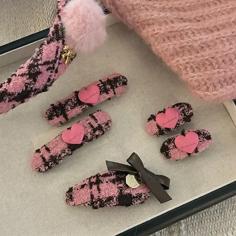 Accessori per Capelli in Tweed Vintage da Donna Rosa Nero a Quadri Cuore Fiocco Fermaglio per Capelli e Cerchietto con Palla di Peluche