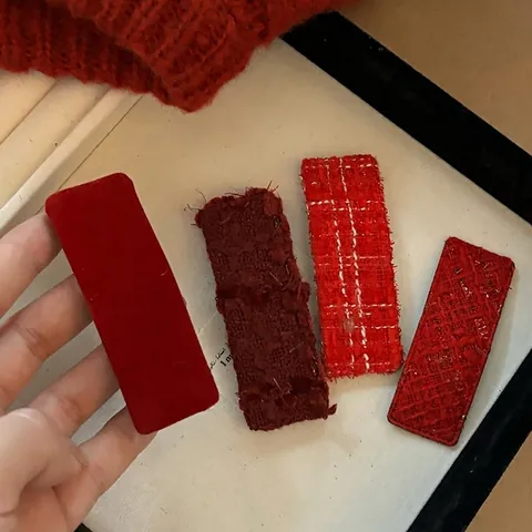 Vintage Rode Stof Haarclips Voor Vrouwen Feestelijke Nieuwjaar Kerst Handgemaakte Gevlokte Tweed Stof Barrette BB Haarspeld