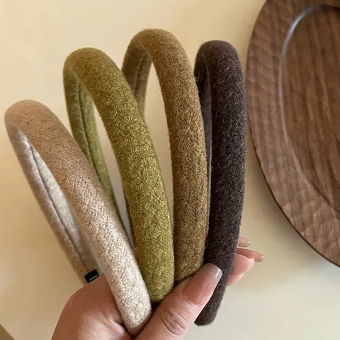 Elegant Women Padded Sponge Headband Green Solid Color Autumn Winter Handmade Fabric Hair Hoop Fashion Hair Accessories