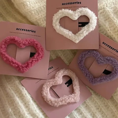 Süße Plüsch Herz Haarspange Für Damen Lammwolle Entenschnabelklemme Niedliche Mädchen Haarnadel Rosa Grün Gelb Lila Haarschmuck