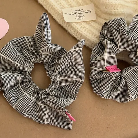 Vintage Plaid Stof Scrunchie Zwart Wit Hahnentritt Haarelastiek Met Schelpenbloem Zoete Haaraccessoires Voor Dames Elegante Haarring