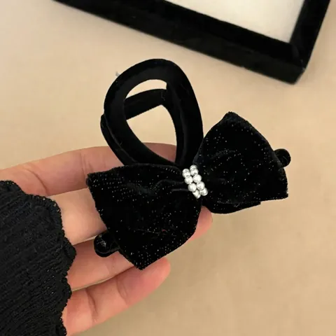 Elegant Velvet Bow Hair Claw Clip With Faux Artificial Pearl Handmade Hair Accessory For Women Vintage Sweet Style Black Red Color