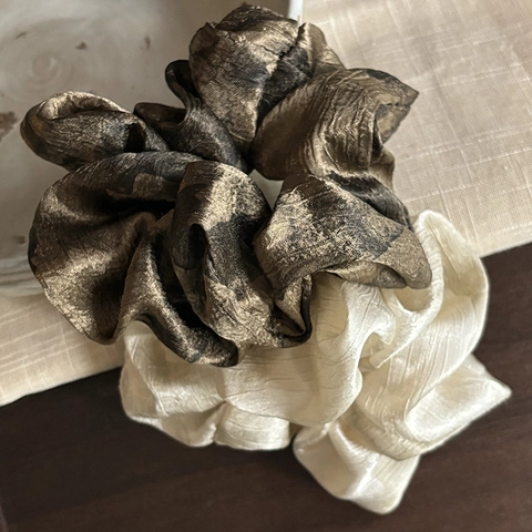 Large Satin Scrunchie For Women Oversized Pleated Elastic Hair Tie Solid Color Fashion Hair Accessories Ponytail Holder