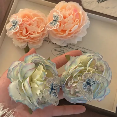 Fermaglio per Capelli Dolce Farfalla Camelia per Donna in Tessuto Fiore 3D Fatto a Mano Ricamato Accessori per Capelli Vacanza
