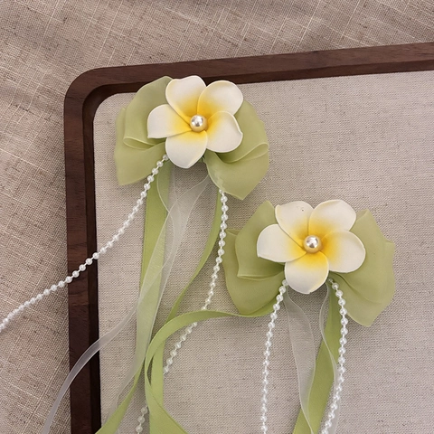 Juego de Pinzas para el Pelo Flor de Plumeria Tropical Con Perla Artificial de Imitación Cinta Satén Verde Accesorios Pelo Playa Mujer