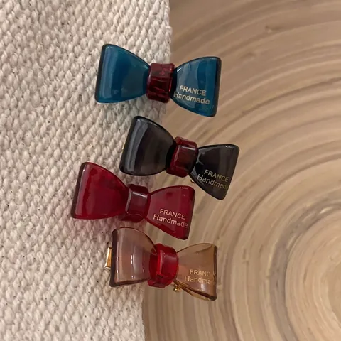 Fermaglio per Capelli a Fiocco in Acetato Fatto a Mano per Donna Stile Francese Traslucido con Lettere d'Oro Elegante Fermaglio Laterale Gioielli per Capelli